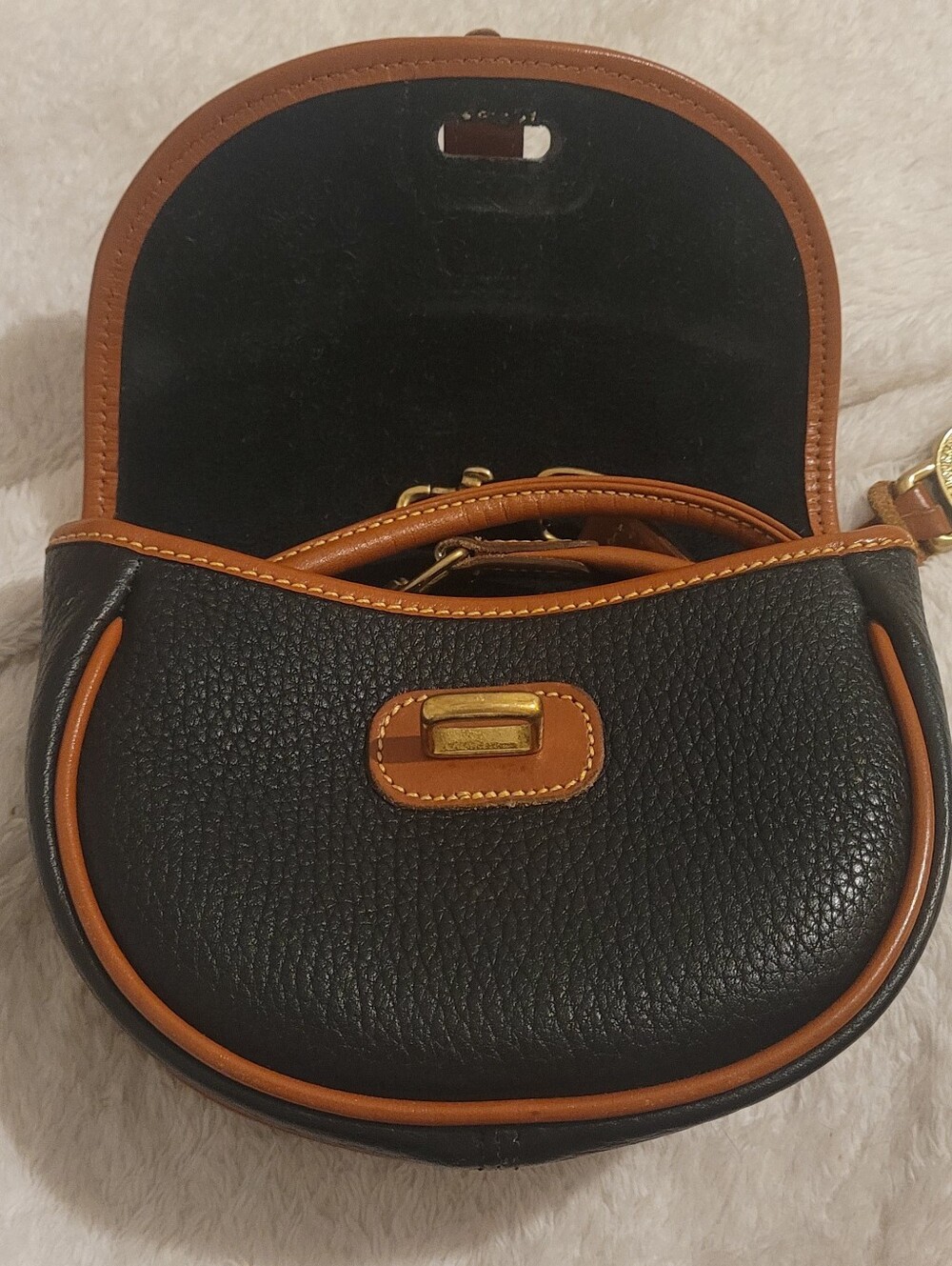 Dooney & Bourke Vintage Over And Under Mini Tack Bag - Picture 10 of 12
